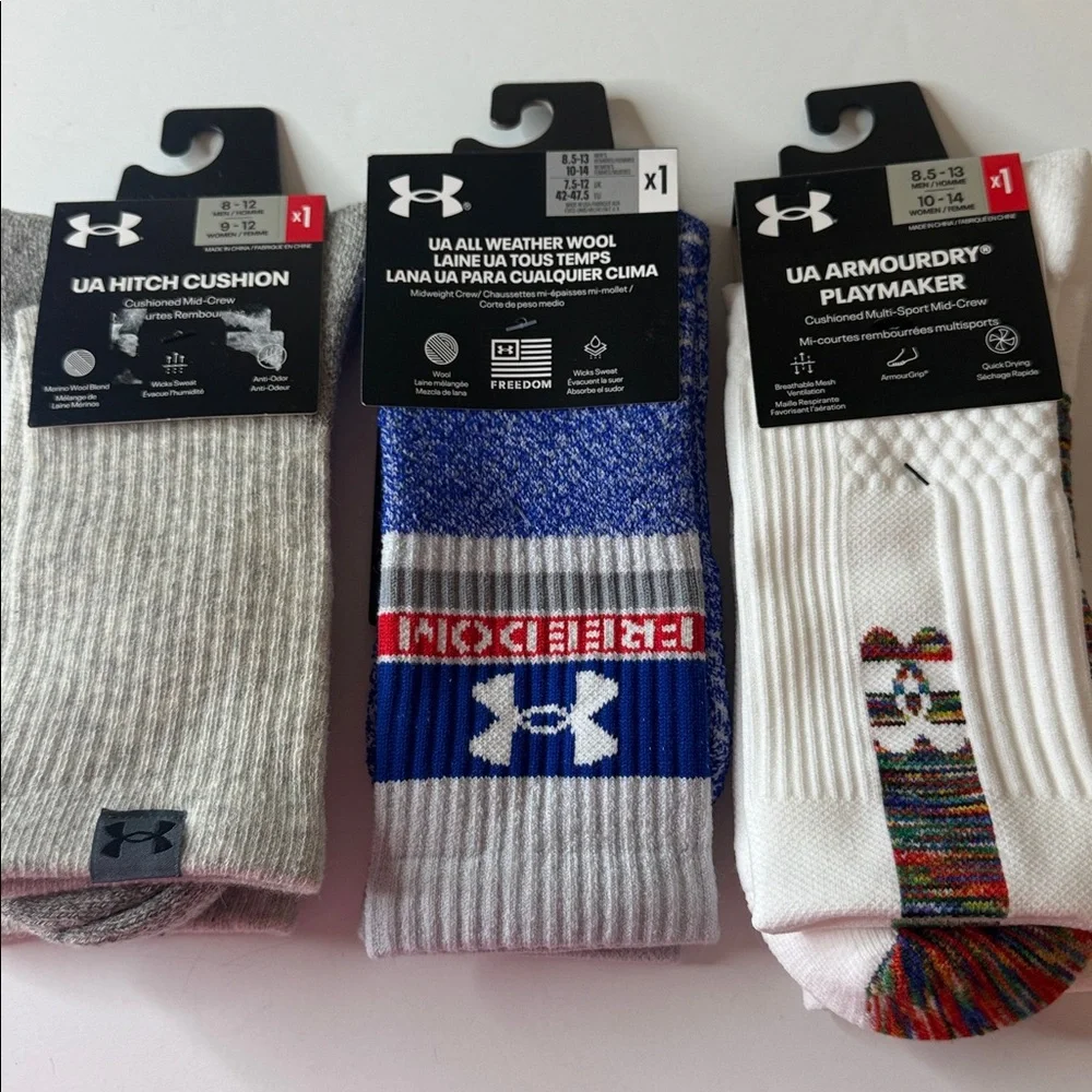 Under Armour Assortment of Socks 3 Pairs Men’s Size Large